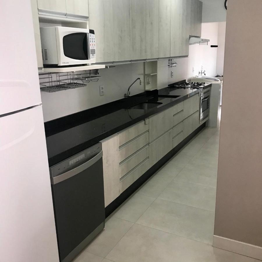 Apartamento B Camboriú Apto 2 Quartos No Centro Wi-fi Grátis