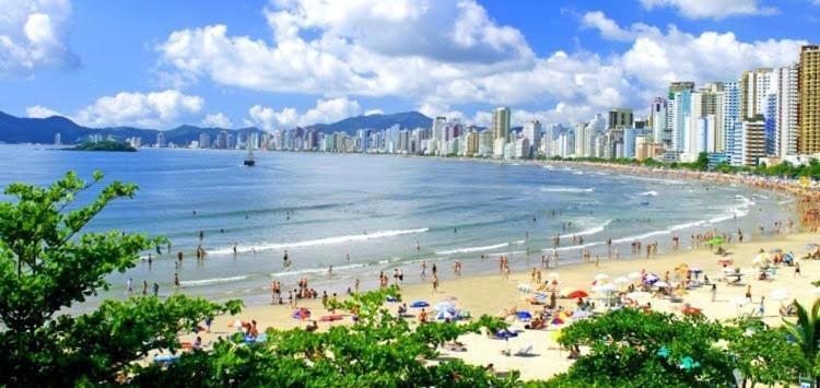 B Camboriú Apto 2 Quartos No Centro Wi-fi Grátis * Balneário Camboriú